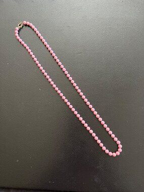 Pink Beaded Necklace With Gold-Tone Clasp -‎ 18 Inches Long